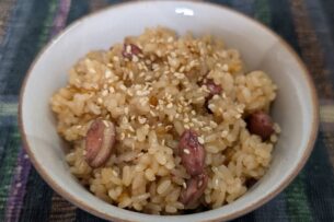 春がそこまできたなぁとりんごを見て思う